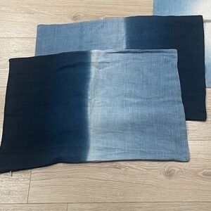 2 WISTERIA 100% LINEN PILLOWS 2 lumbar Blue Tie Dye